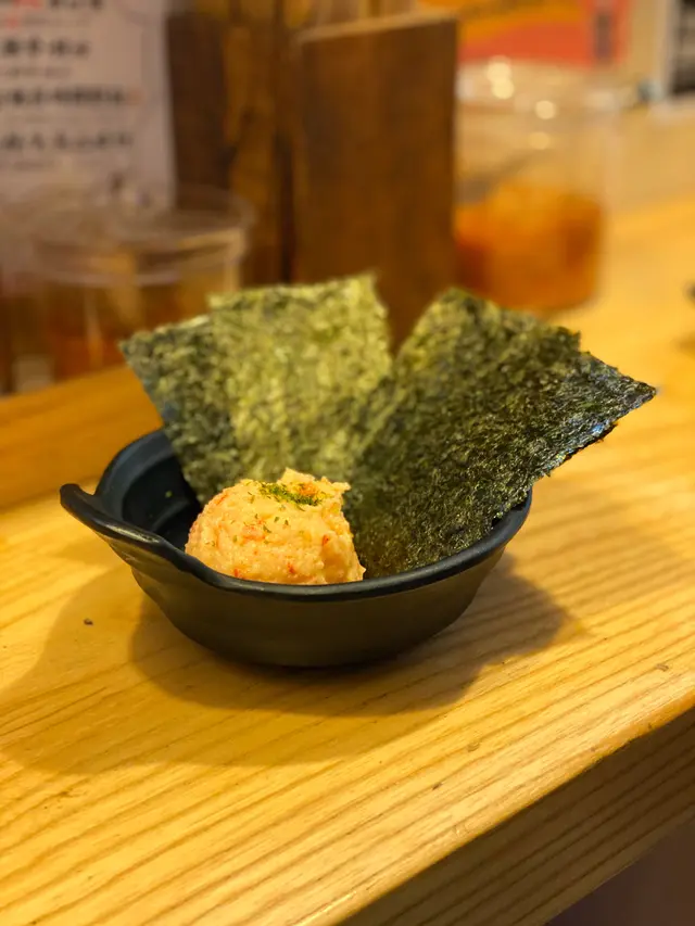 小龍蝦蟹子沙律