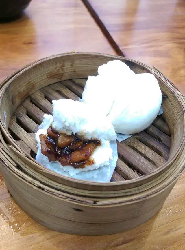 皮薄餡多，叉燒切粒保持應有的質感及口感