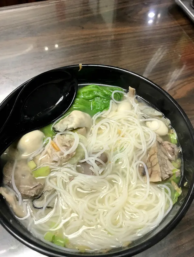 A類. 蠔仔 + 豬雜 + 米粉