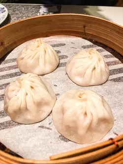 金牌小笼包