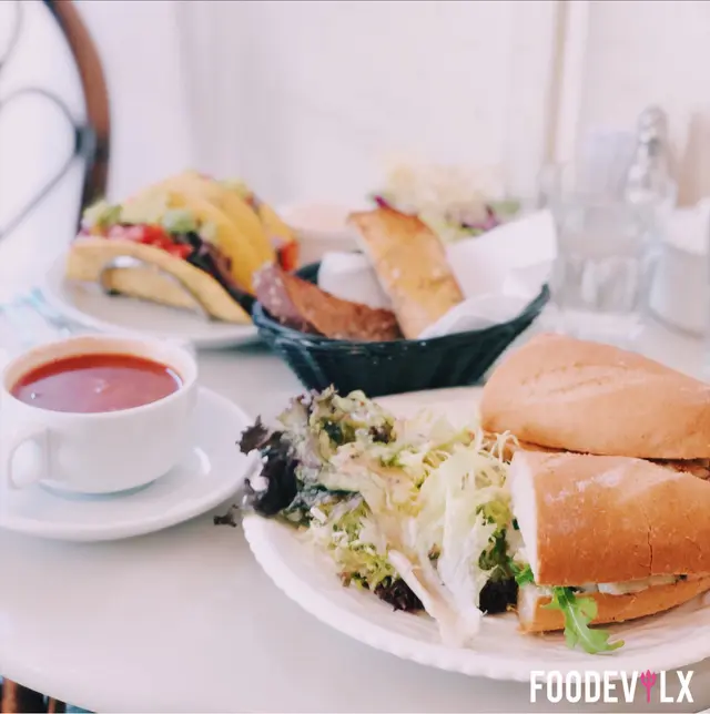 龍脷柳法式三文治