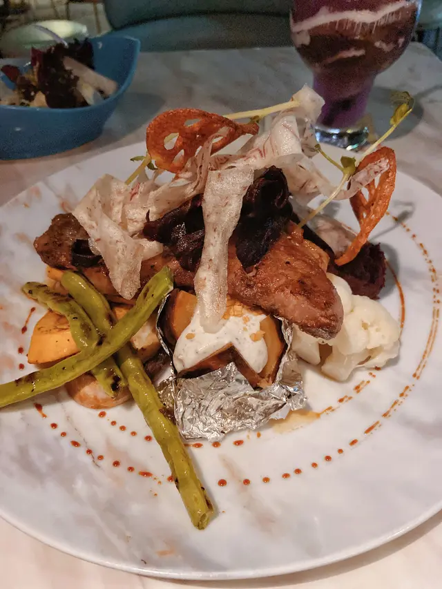 美國肉眼牛扒配燒肉汁
