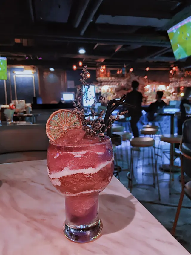 Random Cocktail