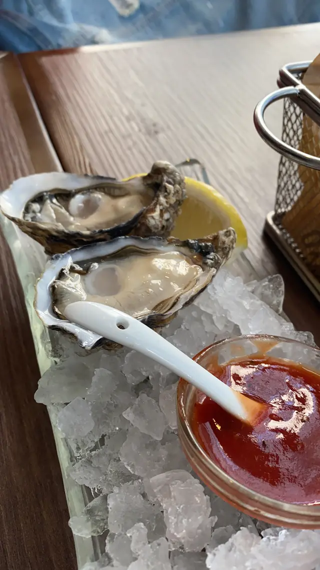 10蚊一隻肥美生蠔