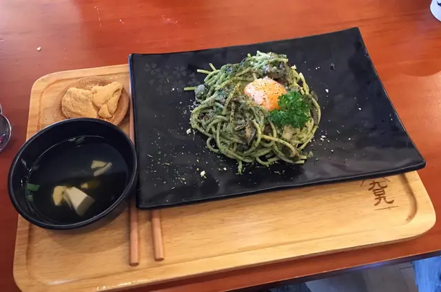 鴨胸菠菜汁意粉