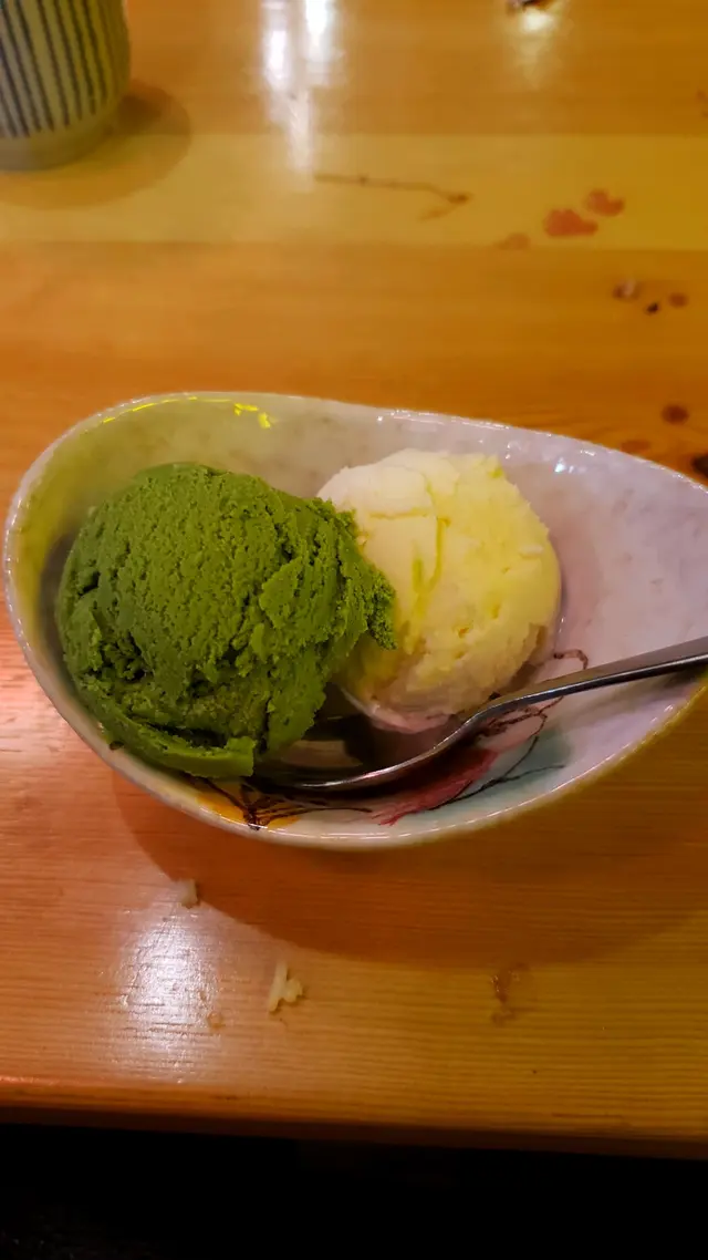 綠茶及雲呢拿雪糕