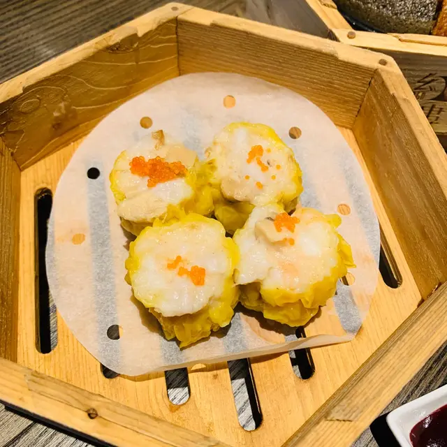 蟹籽黑豚肉燒賣