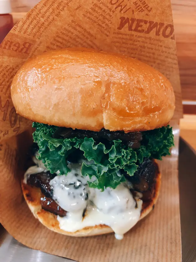 72小時安格斯牛小排漢堡