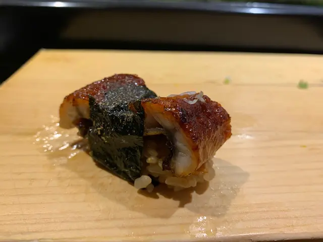 份量夠哂大，厚切，經火炙再灑上孜然粉，滿足