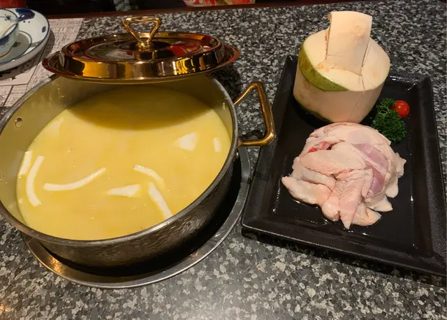 原個椰子雞湯