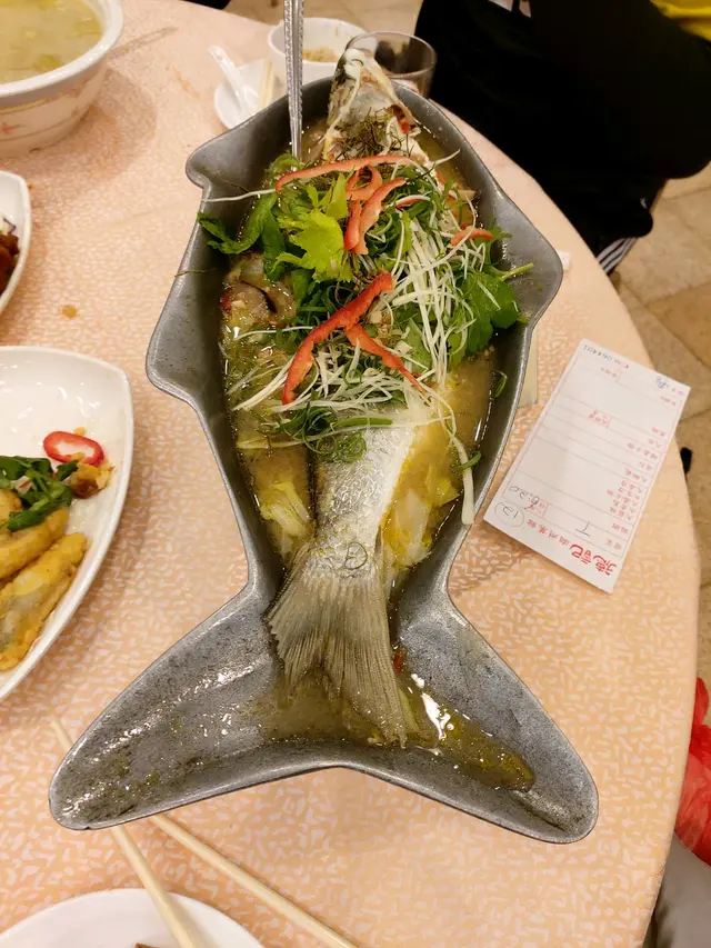 我食哂啲汁同配菜🤣條魚算大條，好多肉，一定要食！