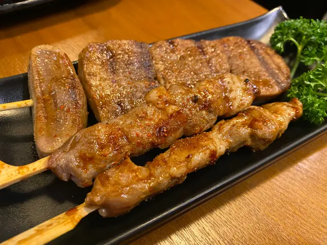 王牌燒牛舌+ 孜然羊肉串