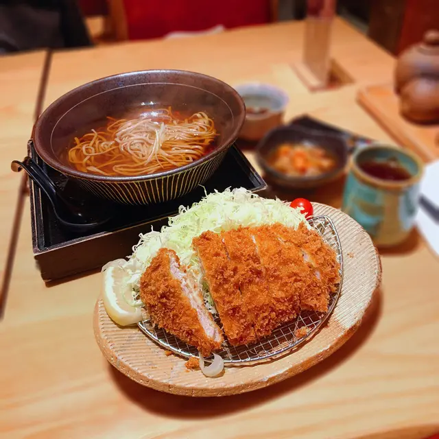 吉列豬扒蕎麥面定食