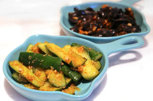 紅油日本小黃瓜、紅油雲耳