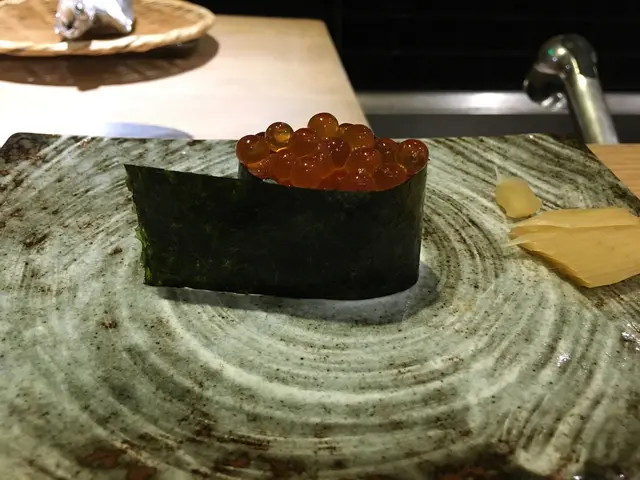 魚子壽司