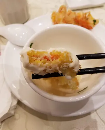 沙律海鲜卷
