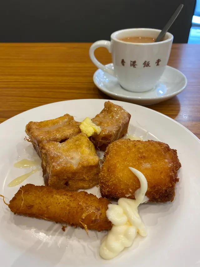 一口西多配蝦多士