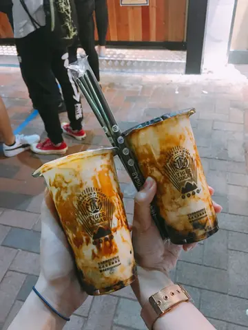 波霸厚鮮奶