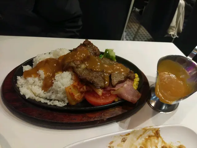 西冷扒拼煙腩肉