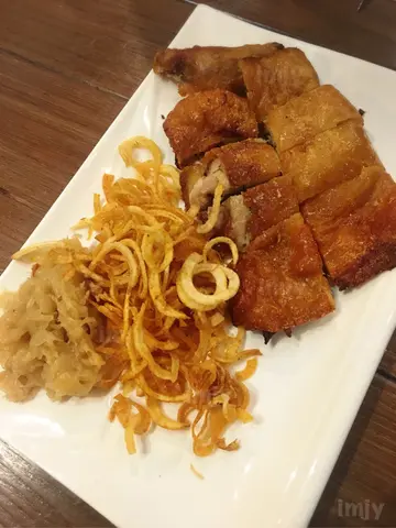 西班牙式烤乳猪