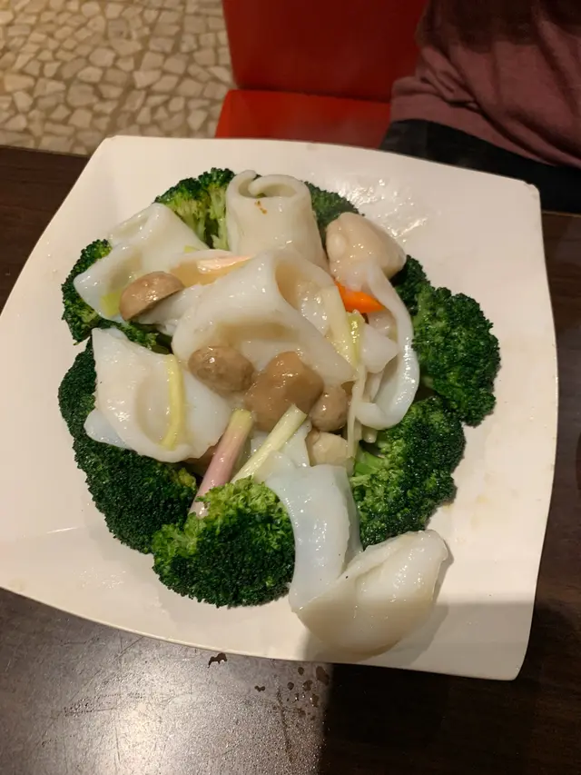西蘭花花枝片炒帶子