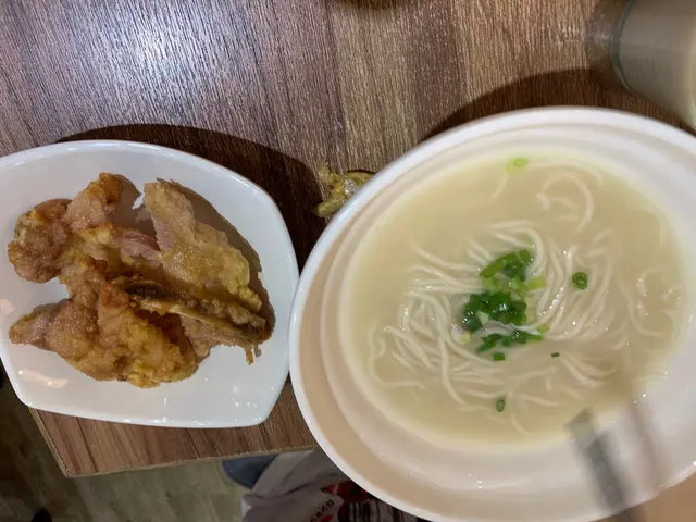 排骨上海麵