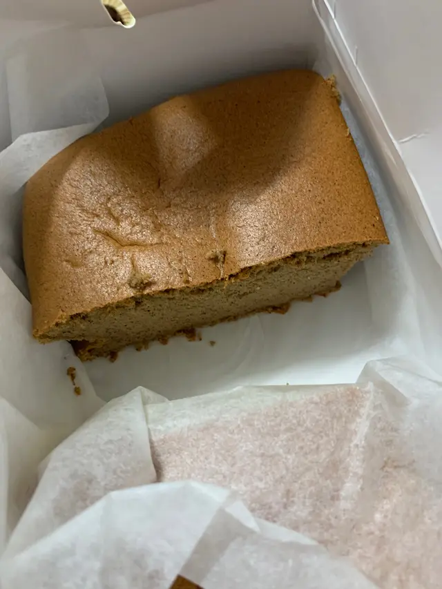 食咗一件先記得影相😆