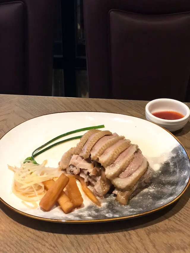 鵝不是鴨肉(例)