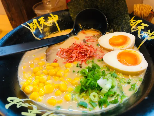 蝦味噌豚骨湯麵