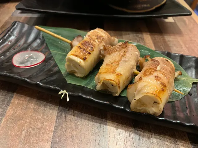 豚肉包着原塊芝士🧀,「芝」味十足,
芝士控唔可以錯過!😏