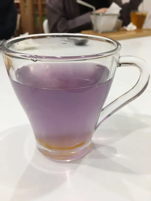 藍蝶花配柚子茶