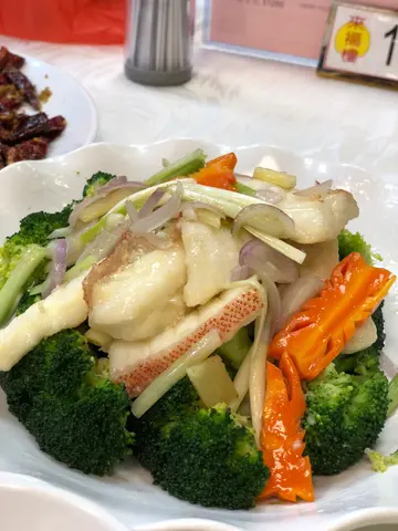 翡翠炒斑球