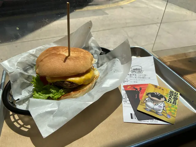 黑松露芝士牛堡