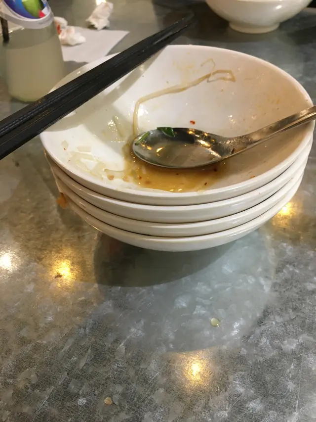 好似玩大胃王比賽咁