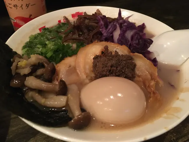 白松露豚骨湯麵