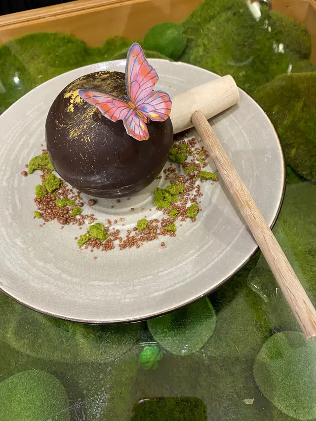 有得睇有得玩有得食