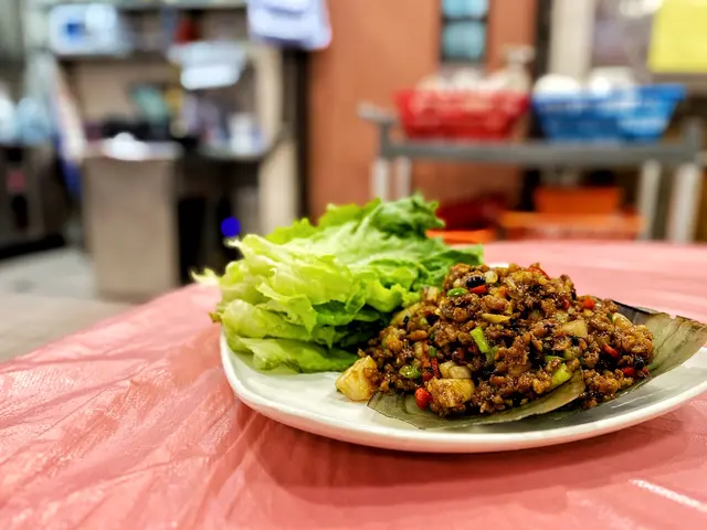 豉椒帶子肉碎生菜包