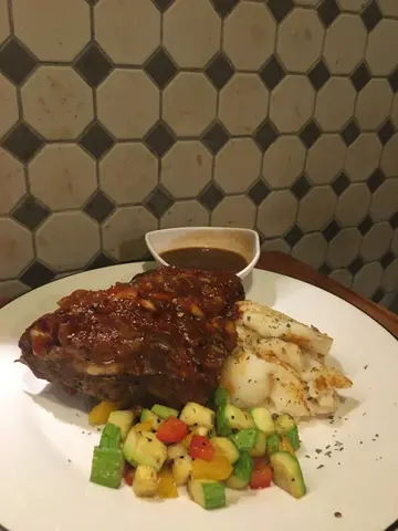 BBQ酱烧猪肋骨