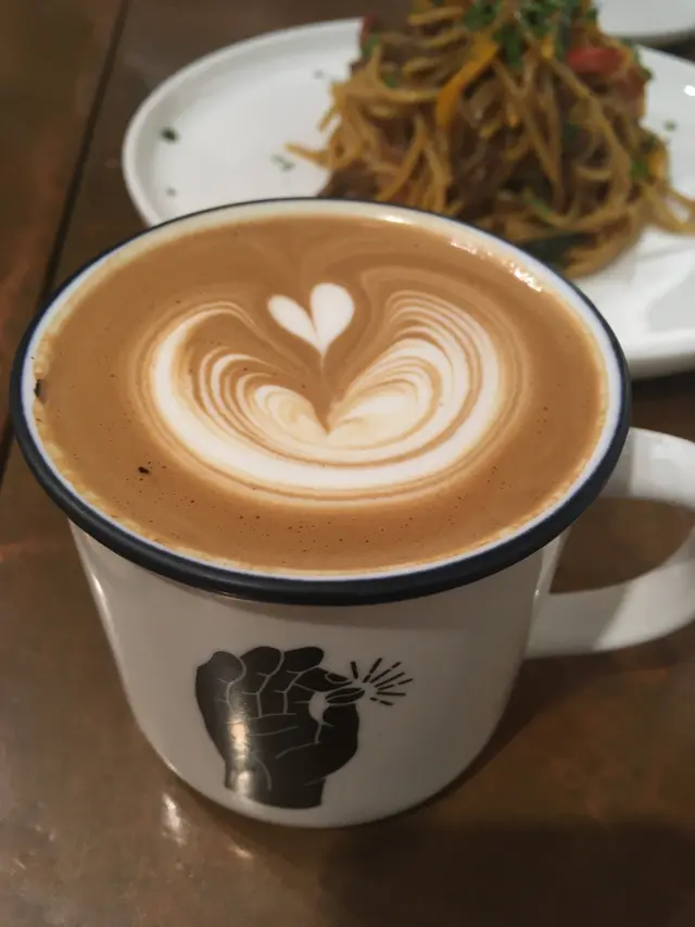 咖啡與朱古力融為一體，味道甘香。