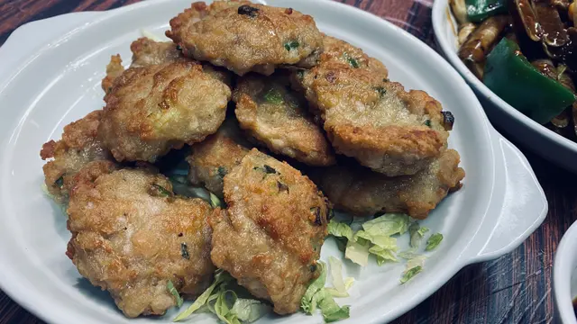 鹹魚煎肉餅