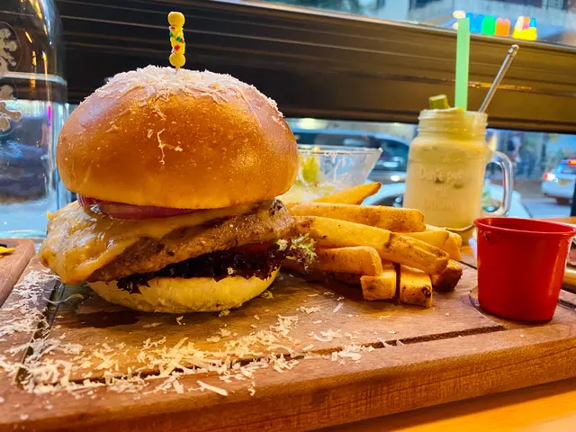 香城安格斯牛漢堡