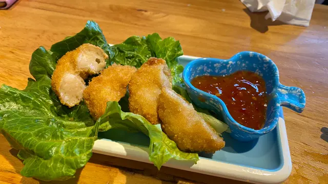 👍🏻:呢個蝦餅真係冇得輸,好似新鮮炸出嚟咁,熱辣辣好香好食,入面亦都好有蝦味,下次一定會再加呢個小食!