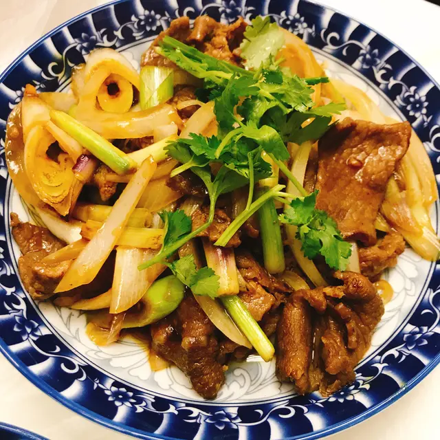 京蔥炒牛肉