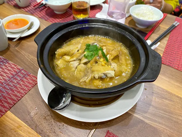 普寧豆腐生焗走地雞