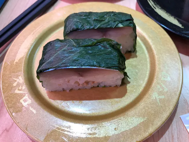 鯖魚箱抻壽司