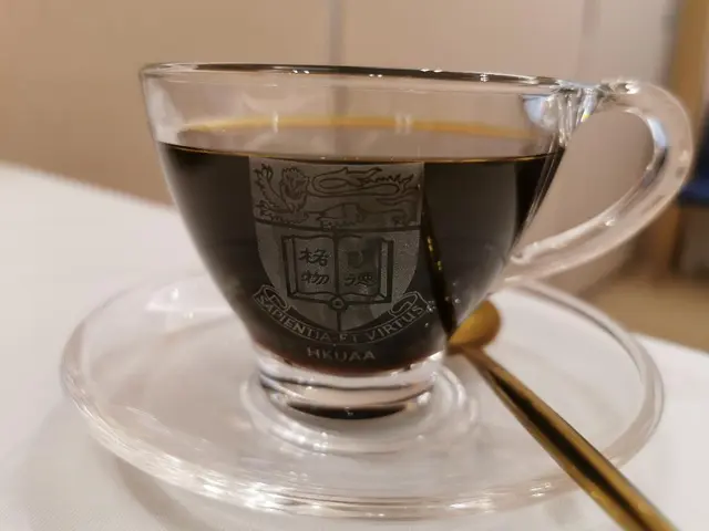 港大校徽咖啡杯，很喜歡！