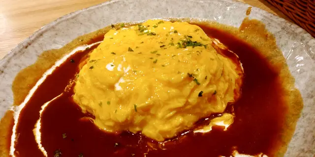 日式肉汁蛋包飯