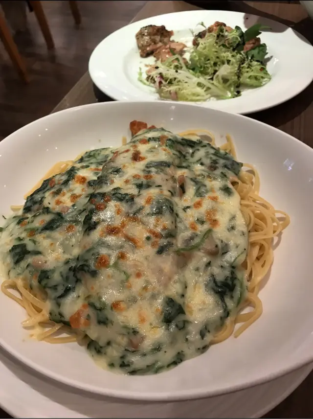 焗菠菜芝士龍利柳意粉