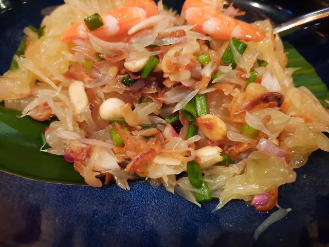 泰式柚子鮮蝦沙律