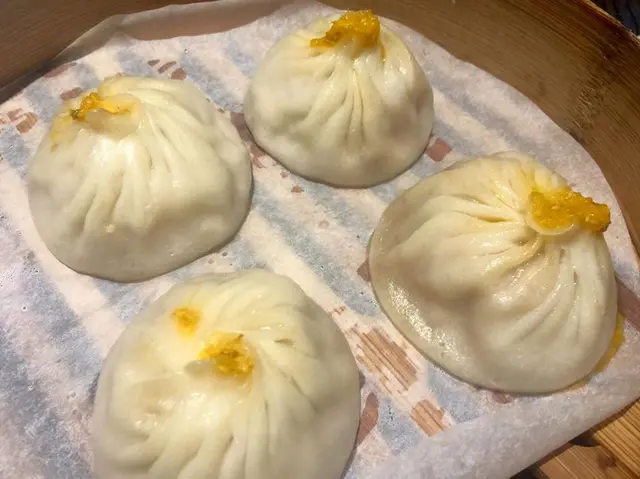蟹粉小籠包